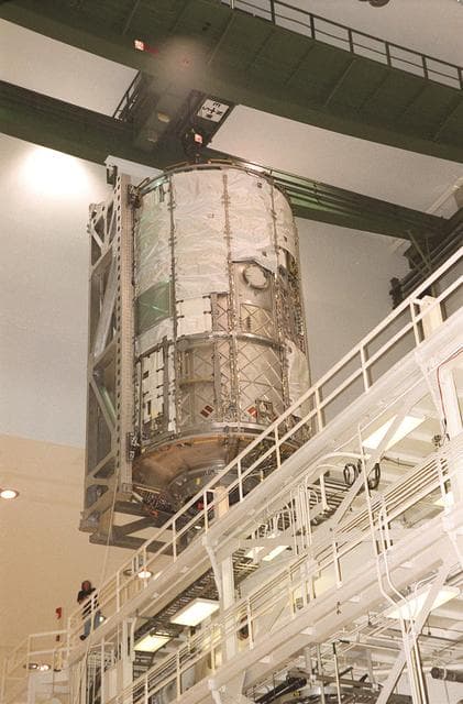 NASA image: KSC00pp0865