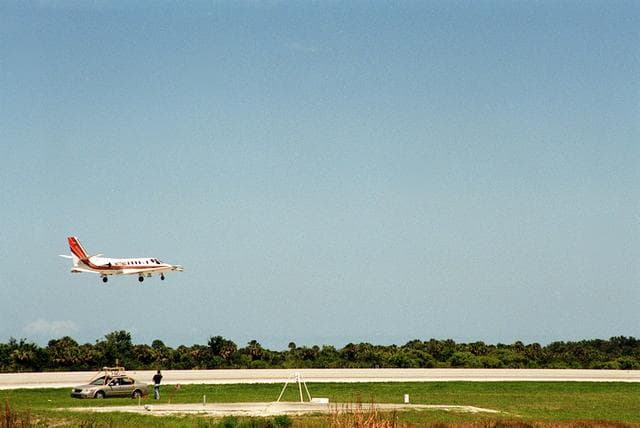 NASA image: KSC00pp0891