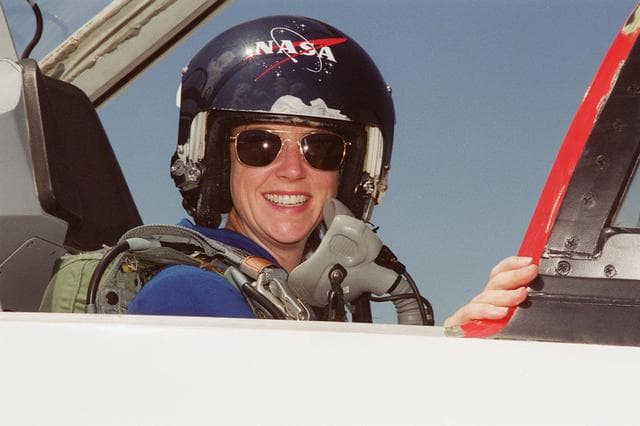 NASA image: KSC00pp0901
