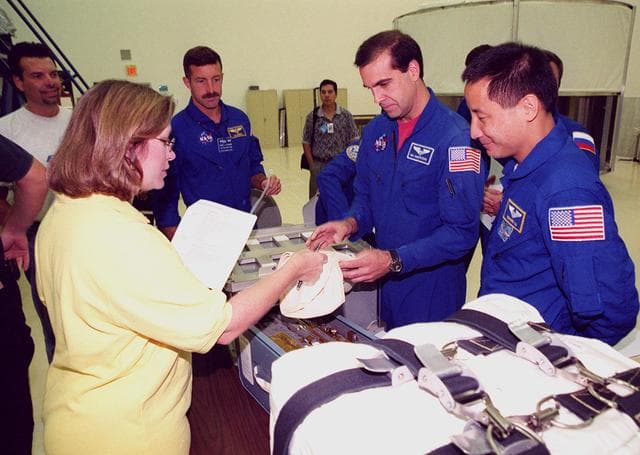 NASA image: KSC00pp0949