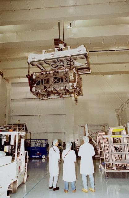 NASA image: KSC00pp1093