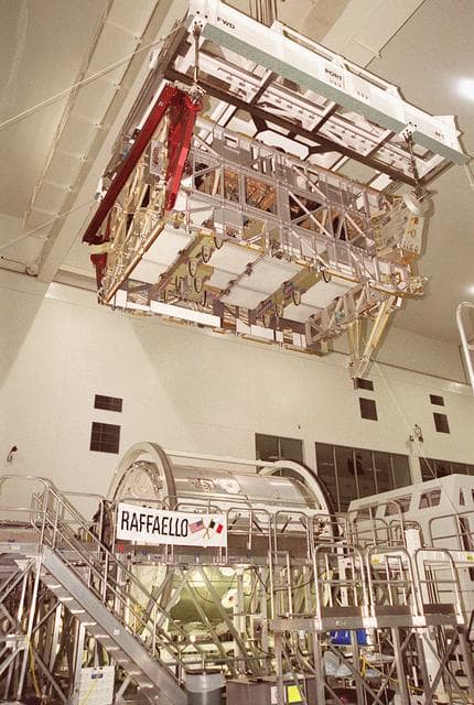 NASA image: KSC00pp1094