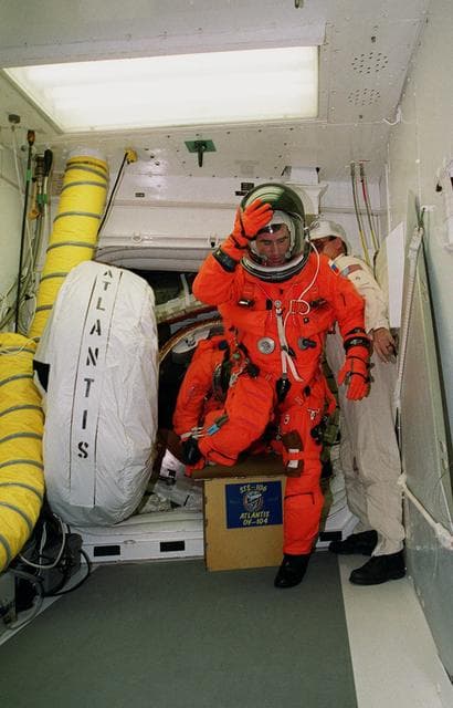 NASA image: KSC00pp1178