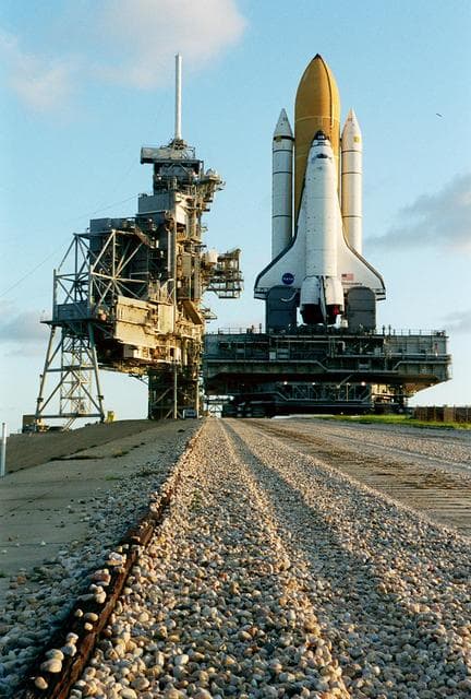 NASA image: KSC00pp1290