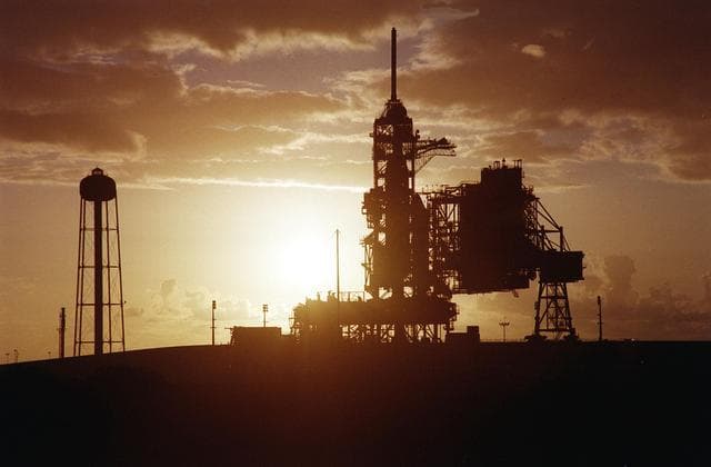 NASA image: KSC00pp1300