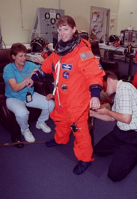 NASA image: KSC00pp1337