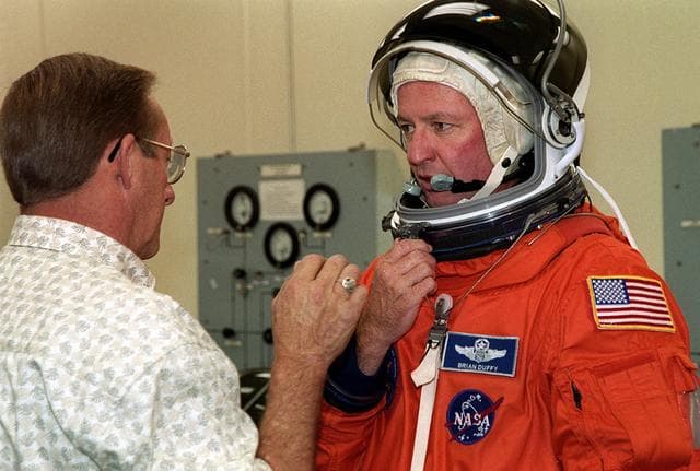 NASA image: KSC00pp1340