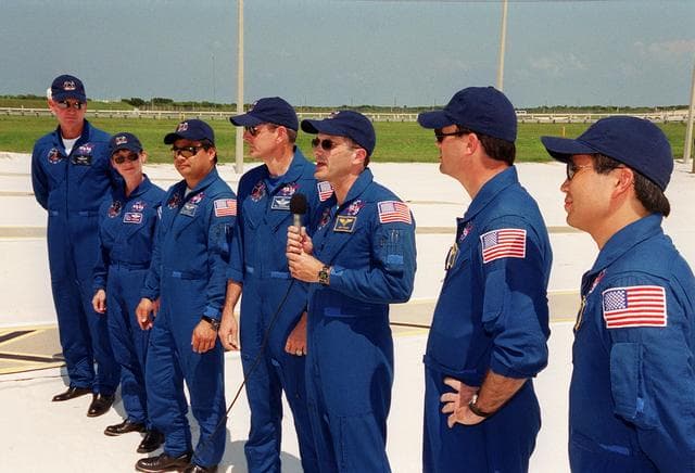 NASA image: KSC00pp1365