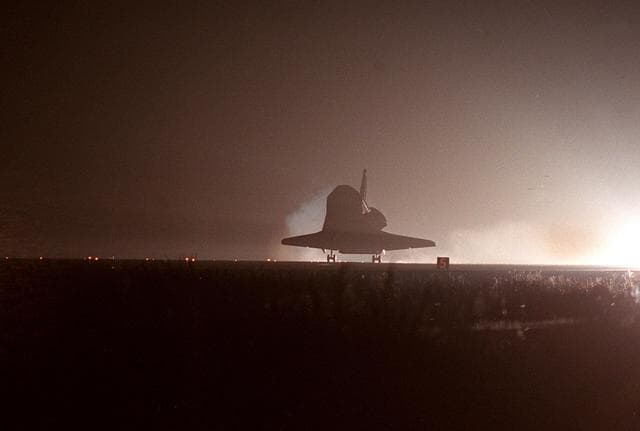 NASA image: KSC00pp1394