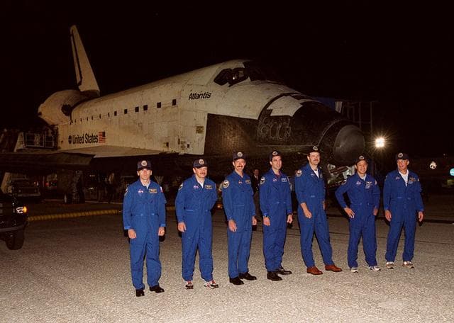 NASA image: KSC00pp1398