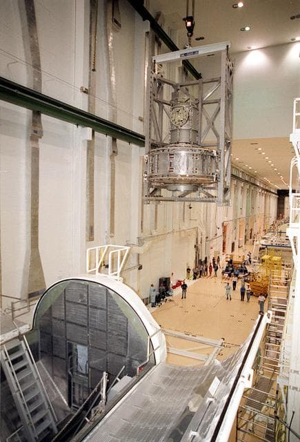 NASA image: KSC00pp1489