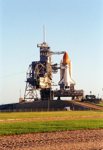 NASA image: KSC00pp1495