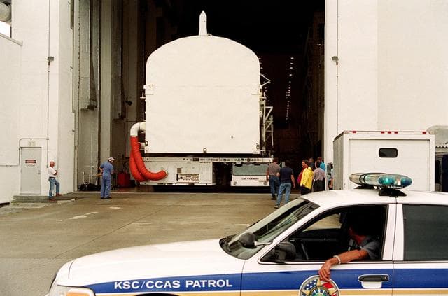 NASA image: KSC00pp1507