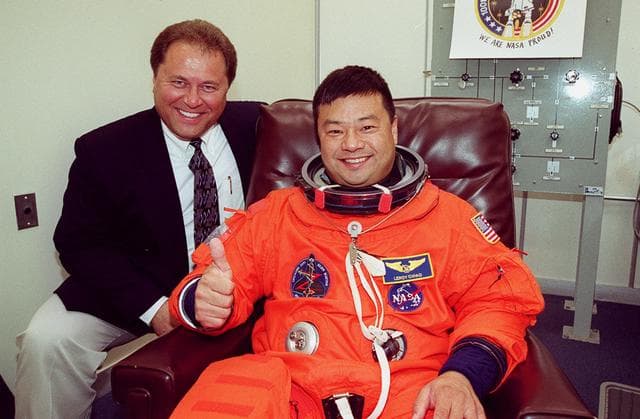 NASA image: KSC00pp1540