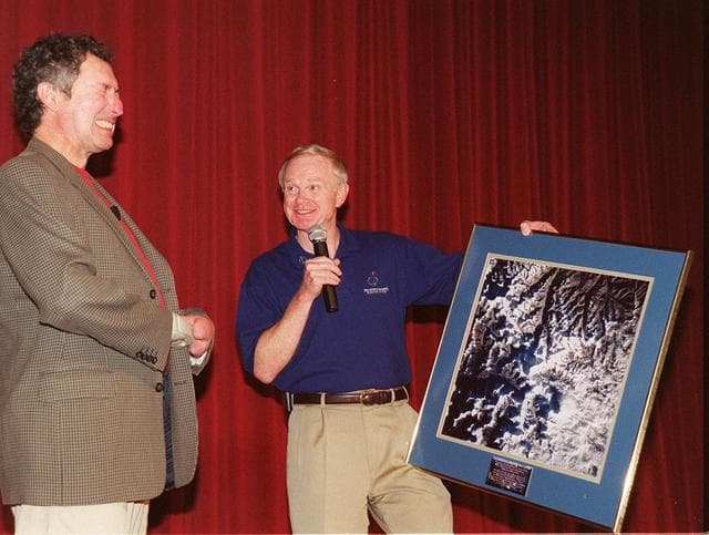 NASA image: KSC00pp1583