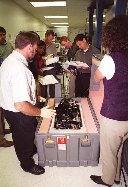 NASA image: KSC00pp1590