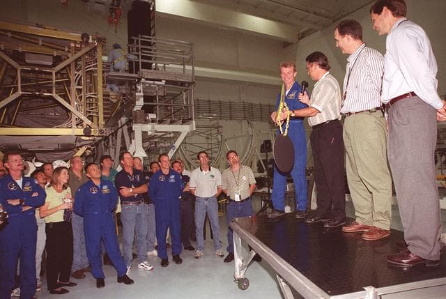 NASA image: KSC00pp1662