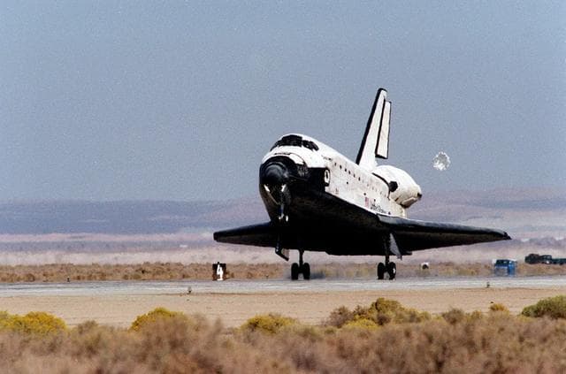 NASA image: KSC00pp1669