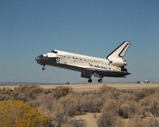 NASA image: KSC00pp1673