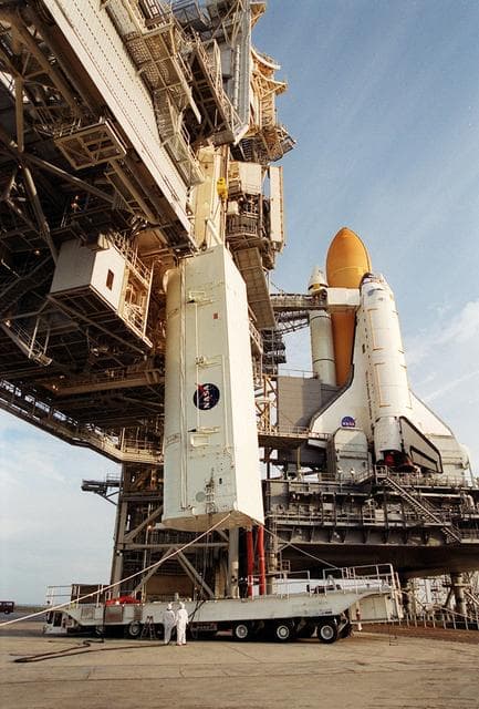 NASA image: KSC00pp1733