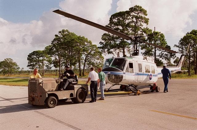 NASA image: KSC00pp1795