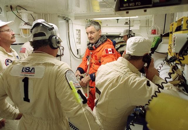 NASA image: KSC00pp1820
