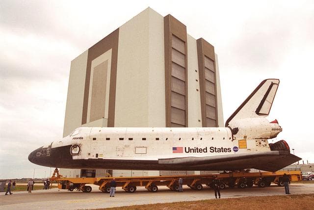 NASA image: KSC00pp1826
