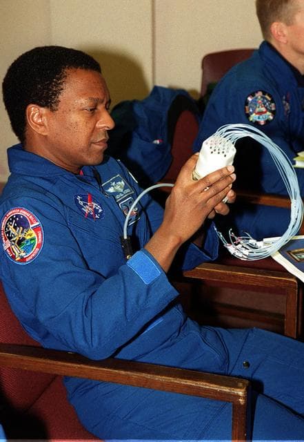 NASA image: KSC00pp1850