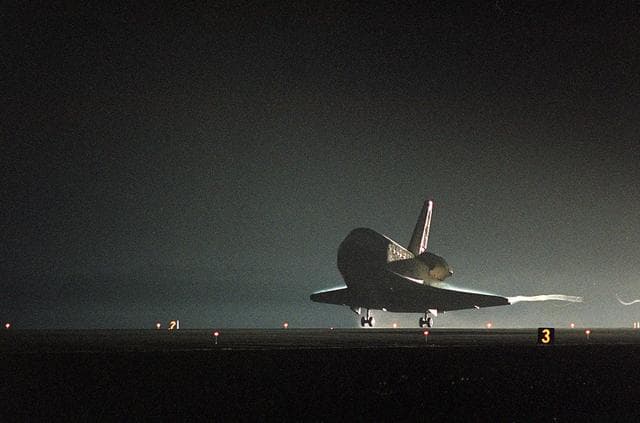 NASA image: KSC00pp1873