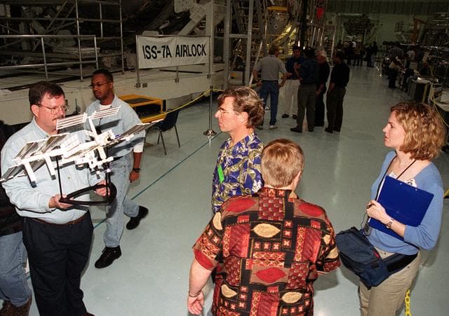 NASA image: KSC00pp1918