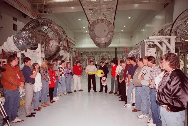 NASA image: KSC00pp1936