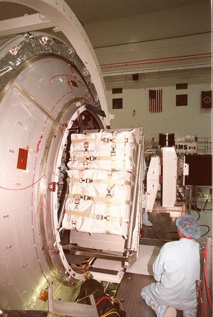 NASA image: KSC00pp1967