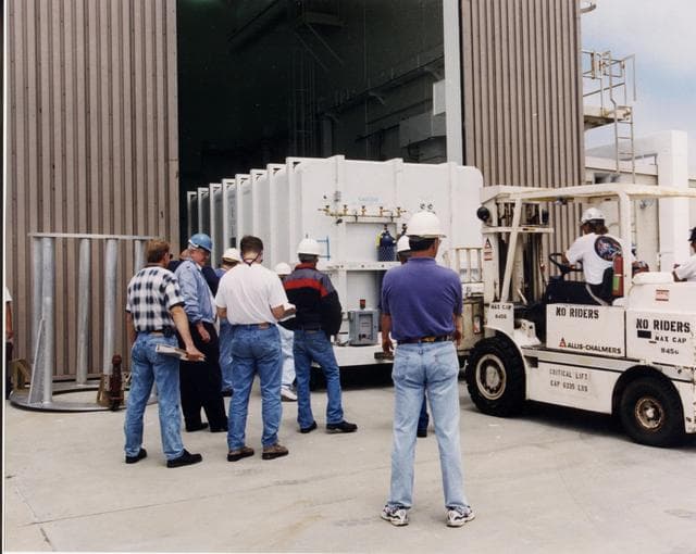 NASA image: KSC00vafbdig003