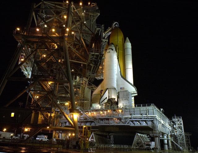 NASA image: KSC01PD1761