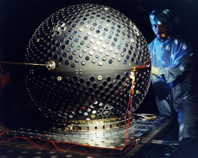NASA image: KSC01kodi053