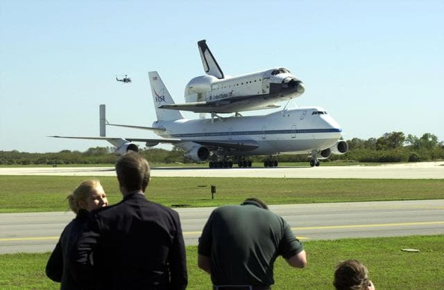 NASA image: KSC01padig128