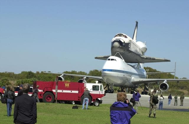 NASA image: KSC01padig129