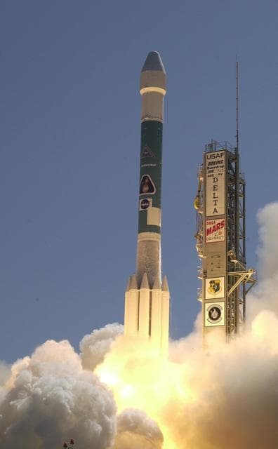 NASA image: KSC01padig184