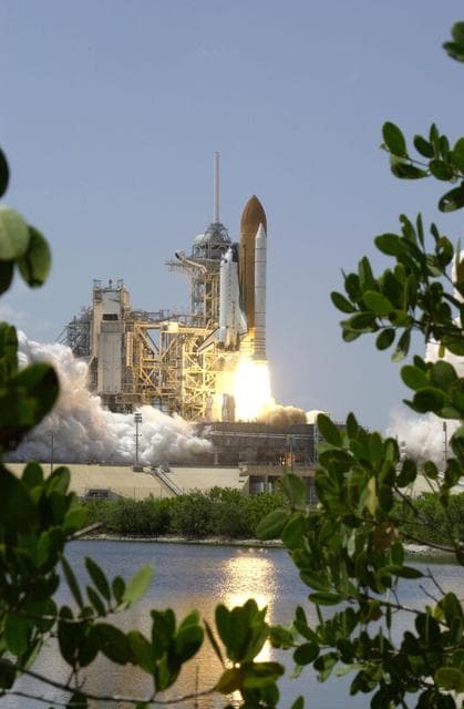 NASA image: KSC01padig202