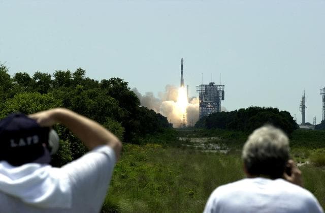 NASA image: KSC01padig257