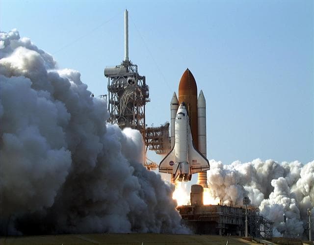 NASA image: KSC01padig268