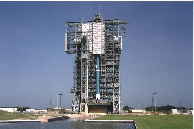 NASA image: KSC01pd1095