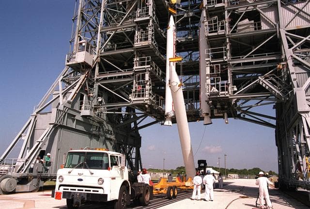 NASA image: KSC01pd1108
