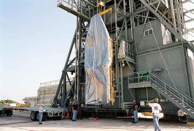 NASA image: KSC01pd1180