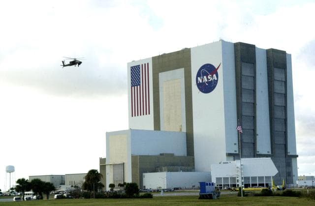 NASA image: KSC01pd1738