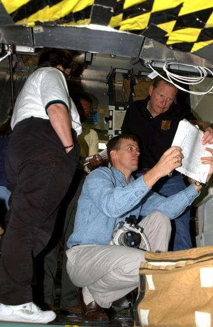 NASA image: KSC01pd1876