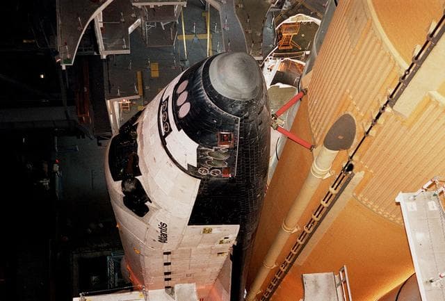 NASA image: KSC01pp0011