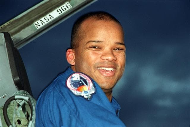 NASA image: KSC01pp0021