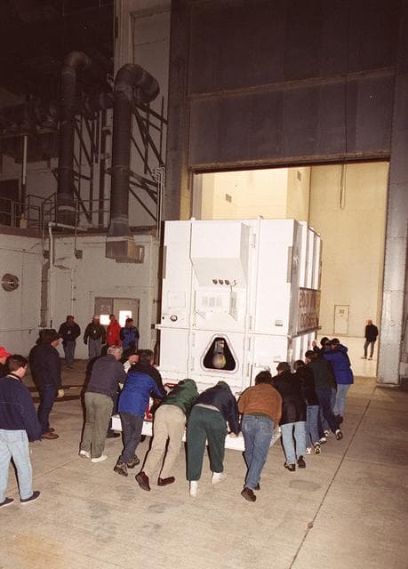 NASA image: KSC01pp0038
