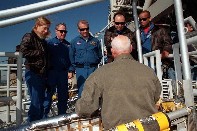 NASA image: KSC01pp0051